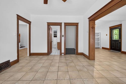 169 Emerald Street S, Hamilton, ON - Indoor Photo Showing Other Room