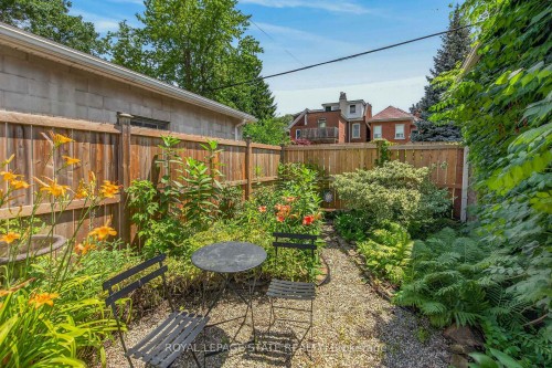 169 Emerald Street S, Hamilton, ON - Outdoor