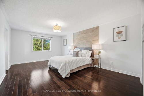 901 Knotty Pine Grove, Mississauga, ON - Indoor Photo Showing Bedroom