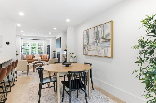 1775 Gerrard Street E, Toronto, ON - Indoor Photo Showing Dining Room