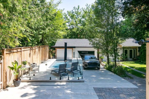 1775 Gerrard Street E, Toronto, ON - Outdoor