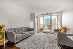 UPH3-8 Pemberton Avenue Toronto, ON M2M 4K8