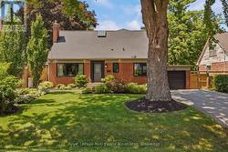 1972 RUSSETT ROAD  Mississauga, ON L4Y 1B6