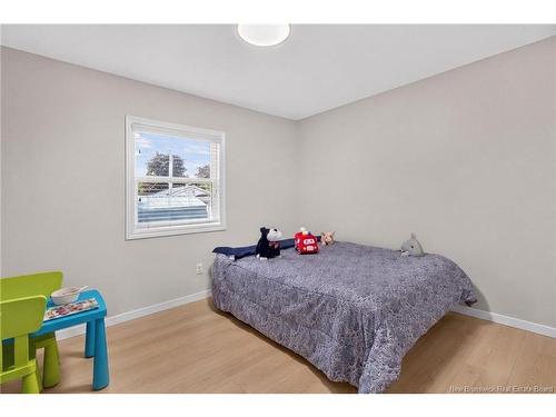 24 Olympic Cres, Moncton, NB 