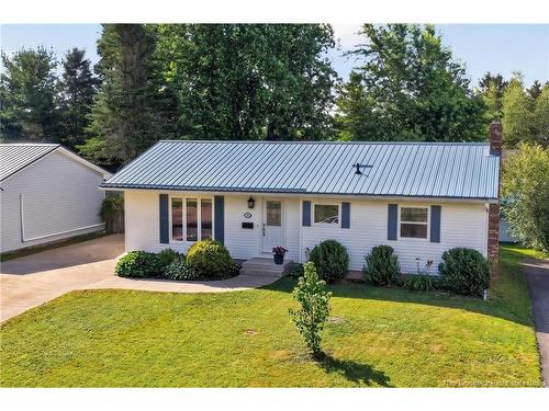24 Olympic Cres, Moncton, NB 