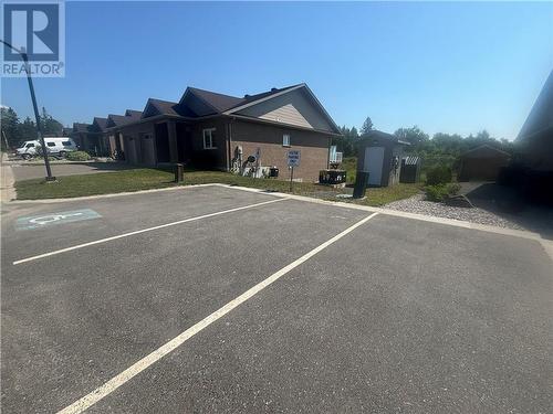 2512 Parkview Drive Unit# E16, Azilda, ON 