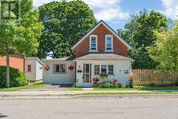 465 GARDEN STREET Gananoque, ON K7G 1J6