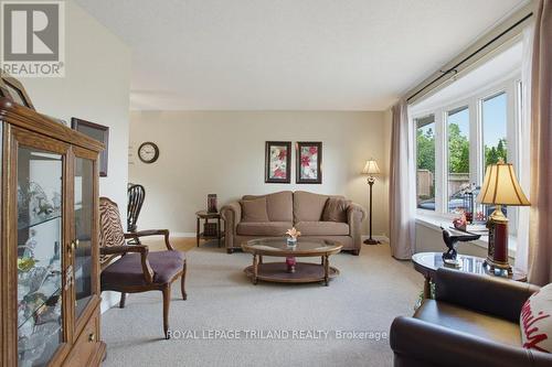 5 Warren Crescent, St. Thomas, ON 