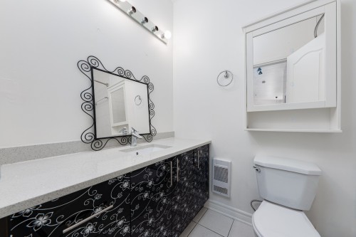 Bathroom - 406-4545 Av. Girouard, Montréal (Côte-Des-Neiges/Notre-Dame-De-Grâce), QC - Indoor Photo Showing Bathroom