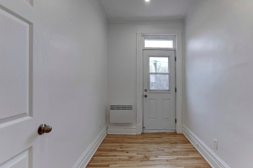 Office - 2010 Av. Laurier E., Montréal (Le Plateau-Mont-Royal), QC 