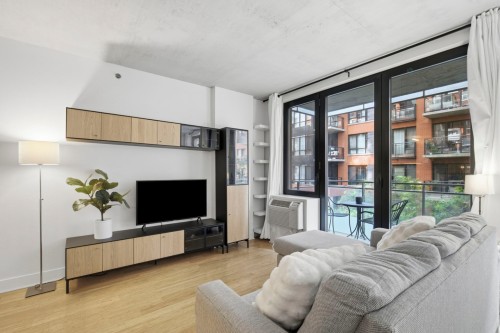 Living Room - 343-950 Rue Notre-Dame O., Montréal (Le Sud-Ouest), QC - Indoor