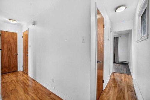 Corridor - 10377 Rue Prieur O., Montréal (Ahuntsic-Cartierville), QC - Indoor Photo Showing Other Room