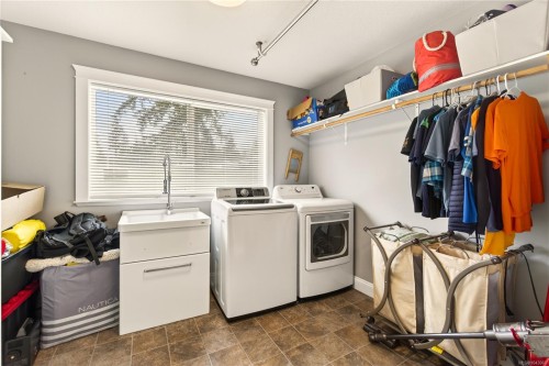 1950 Estevan Rd, Nanaimo, BC 