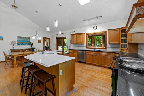 2497 Enefer Rd, Nanaimo, BC 