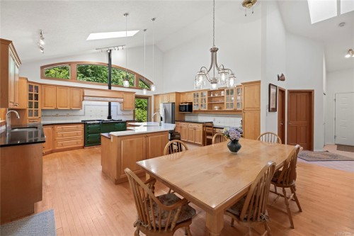 2497 Enefer Rd, Nanaimo, BC 