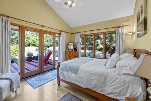 2497 Enefer Rd, Nanaimo, BC 