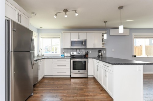 829 Tracker Pl, Comox, BC 