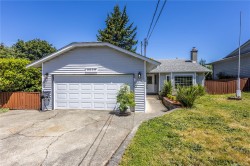 2638 Ernhill Dr Langford, BC V9C 3N7