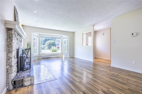 2638 Ernhill Dr, Langford, BC 