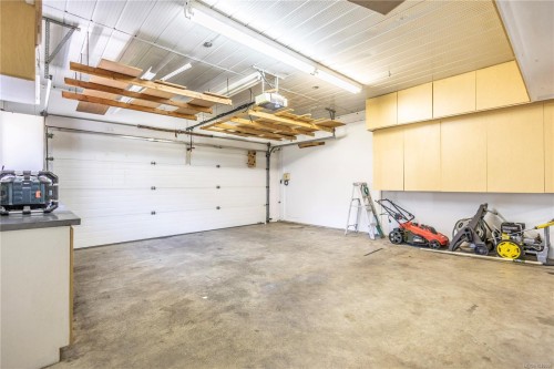 2638 Ernhill Dr, Langford, BC 