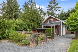 238 Bagshaw St Parksville, BC V9P 2H1