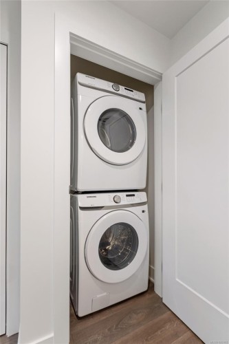 #205-1114 Samar Cres, Langford, BC - Indoor Photo Showing Laundry Room
