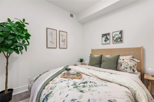 #205-1114 Samar Cres, Langford, BC - Indoor Photo Showing Bedroom