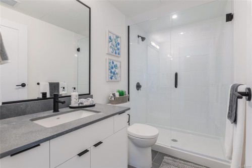 #302-1114 Samar Cres, Langford, BC - Indoor Photo Showing Bathroom