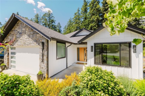 1572 Nimpkish Pl, Duncan, BC 