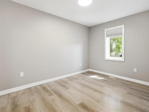 615 Goulding St, Winnipeg, MB 