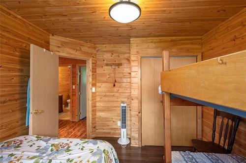 52927 Main St, Manigotagan, MB 