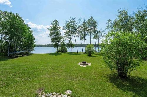 52927 Main St, Manigotagan, MB 