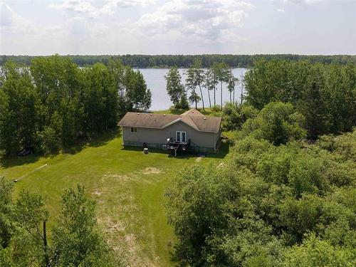52927 Main St, Manigotagan, MB 