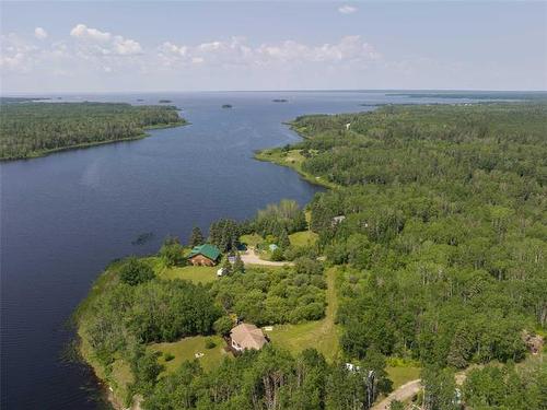 52927 Main St, Manigotagan, MB 