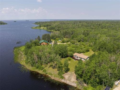 52927 Main St, Manigotagan, MB 
