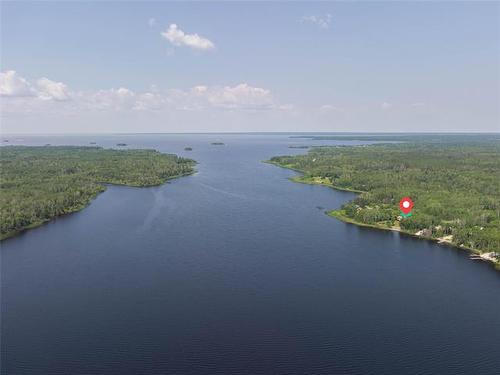 52927 Main St, Manigotagan, MB 