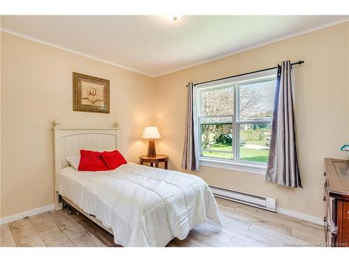 298 Westmorland Rd, Saint John, NB - Indoor Photo Showing Bedroom