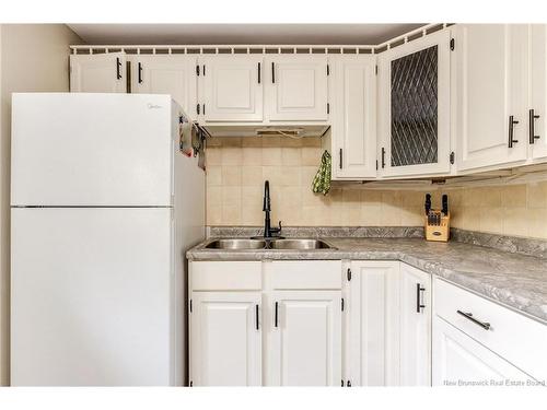 298 Westmorland Rd, Saint John, NB - Indoor Photo Showing Kitchen With Double Sink