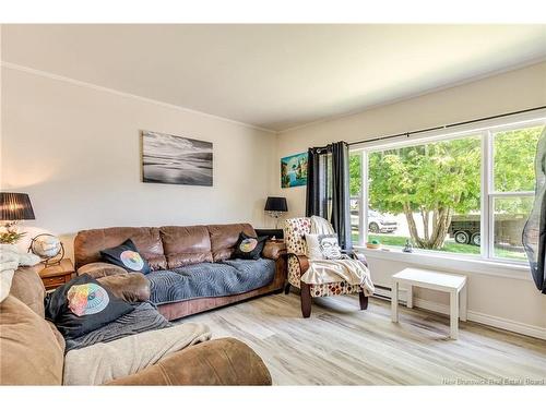 298 Westmorland Rd, Saint John, NB - Indoor Photo Showing Living Room