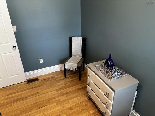 1 Stairs Street, Dartmouth, NS 