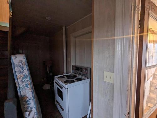 376 Upper Glencoe Road, Mabou, NS - Indoor Photo Showing Laundry Room