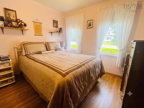 7 Franklyn Street, Amherst, NS 