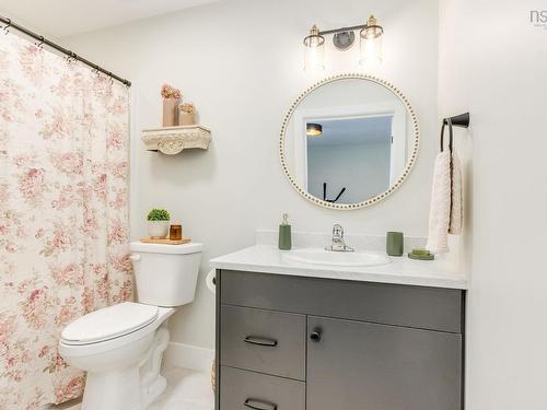 2 Owdis Avenue, Lantz, NS 