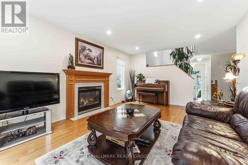 28 Sonata Place, Ottawa, ON - Indoor Photo Showing Living Room With Fireplace