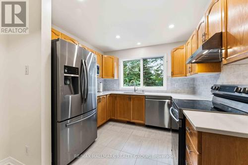 28 Sonata Place, Ottawa, ON - Indoor Photo Showing Kitchen