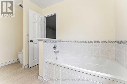 28 Sonata Place, Ottawa, ON - Indoor Photo Showing Bathroom