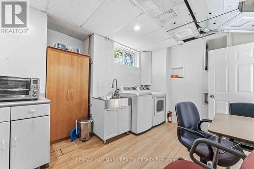 28 Sonata Place, Ottawa, ON - Indoor Photo Showing Laundry Room