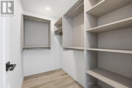 557 Bayview Drive, Ottawa, ON 