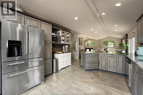 9692 Manitou Crescent, Windsor, ON 