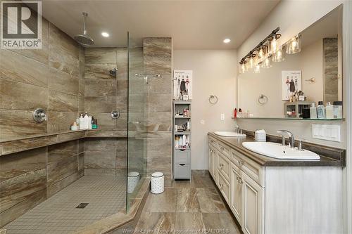 9692 Manitou Crescent, Windsor, ON 
